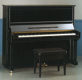 アップライトピアノ いけぶくろ楽器